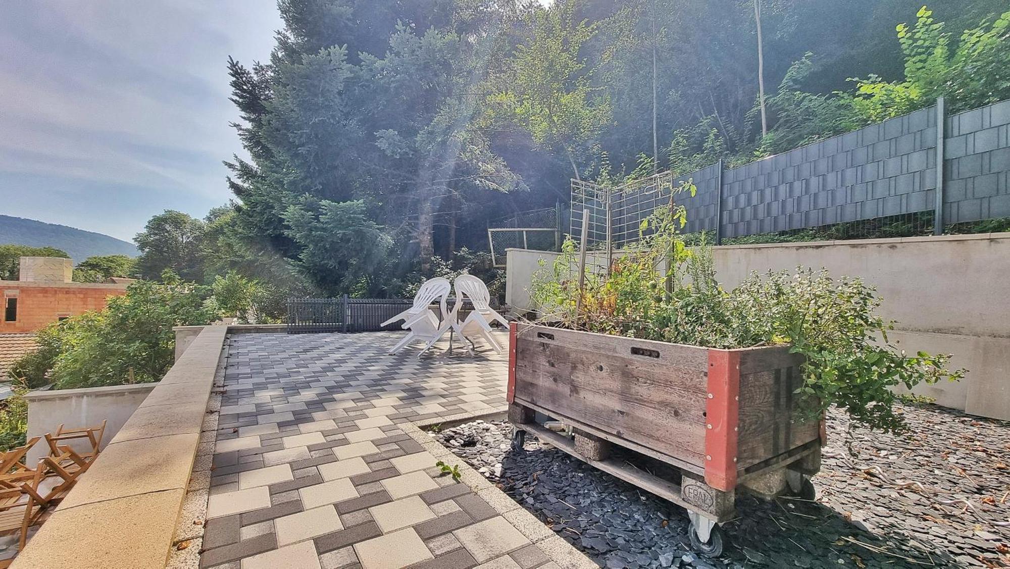 La Buhl Verte - Chic Et Moderne - Calme - Fibre - Relax Bnb Εξωτερικό φωτογραφία