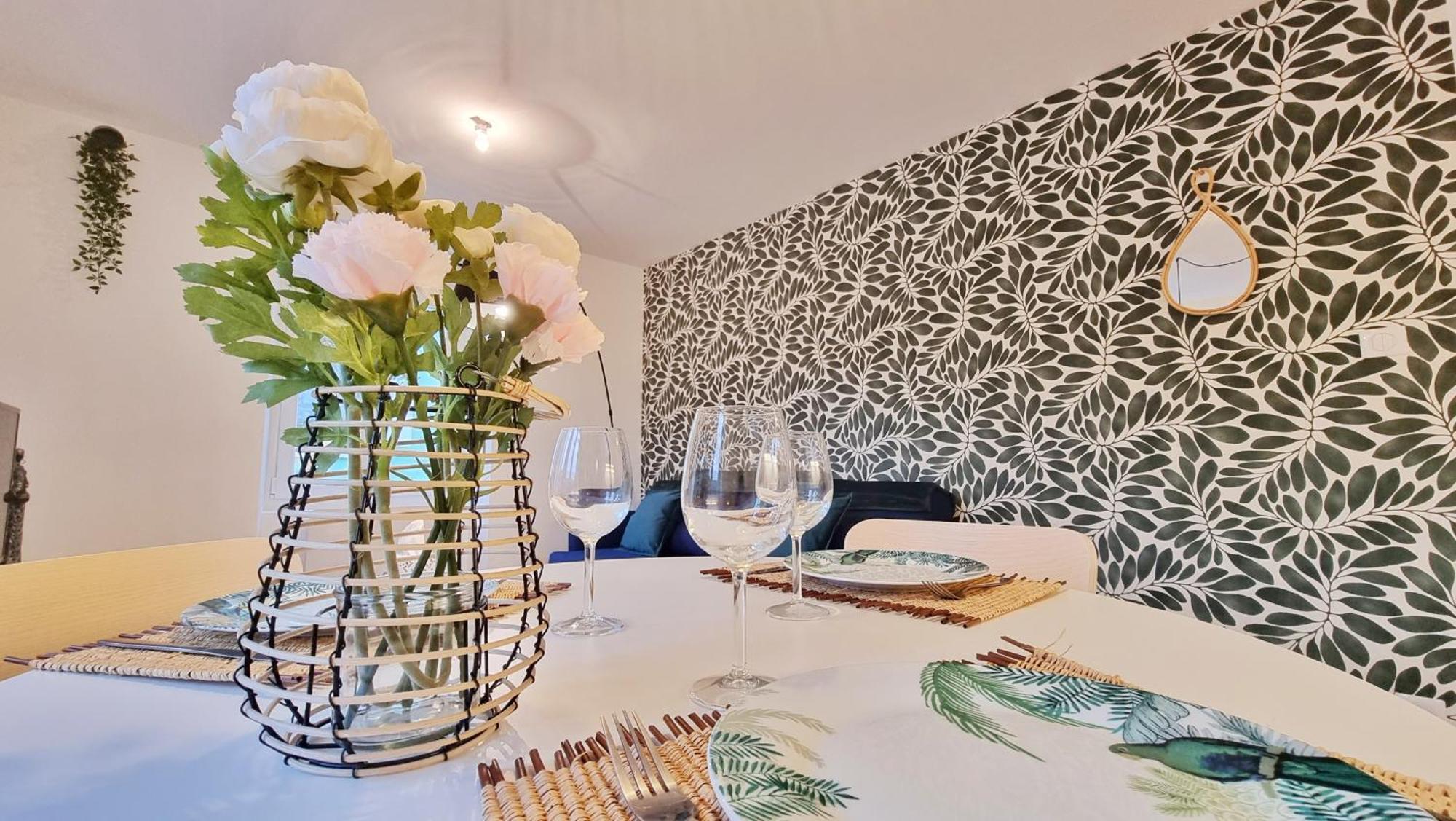 La Buhl Verte - Chic Et Moderne - Calme - Fibre - Relax Bnb Εξωτερικό φωτογραφία